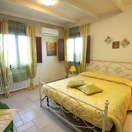 Via Acqua Solfa Appartement *